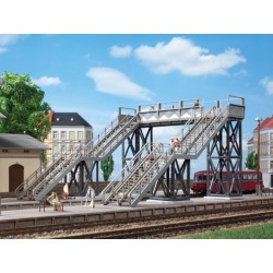 Fußgängerbrücke 